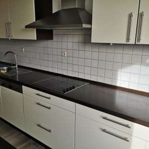 Fertiggestellte Küche durch INAS Hausservices in Stuttgart und Böblingen
