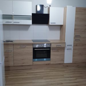 Fertiggestellte Küche #8 durch INAS Hausservice in Stuttgart und Böblingen